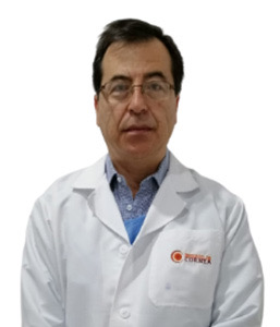 Dr. Mario Osorio Chacón - Oftalmólogo especialista del Instituto de Córnea en Bogotá